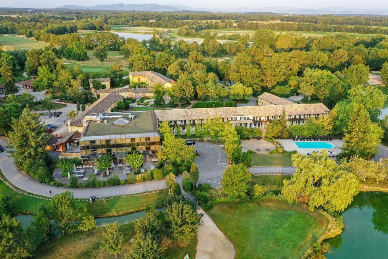 Domaine Du Gouverneur, Hotel, Restaurant & Golf Monthieux Exterior photo